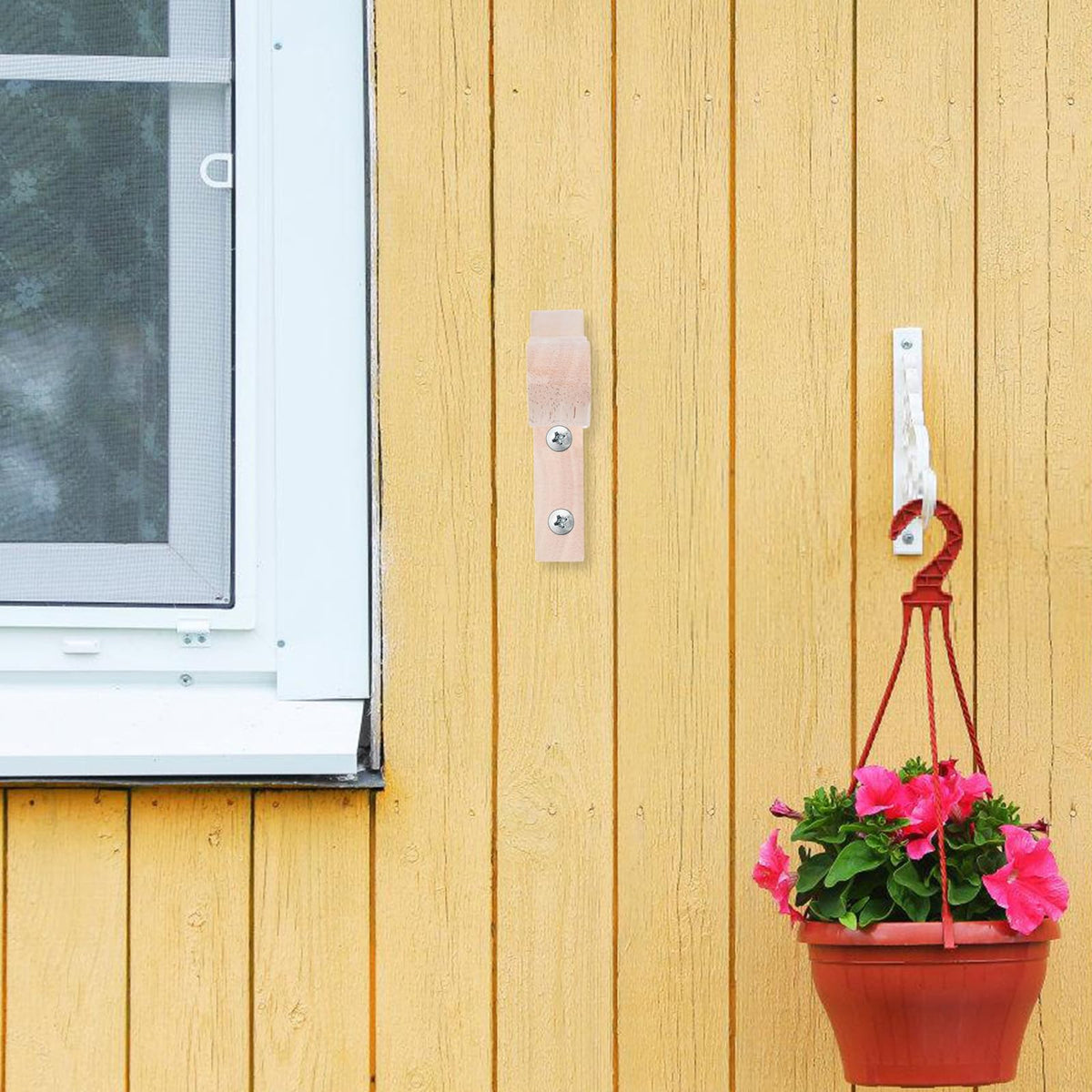 Ciieeo 2pcs Wall Hook Flower Brackets for Plants Indoor and Outdoor, Wooden Plant Hangers for Pots, Lanterns, Wind Chimes, Decorative Wall Mounted Hanging Hooks for Garden Patio