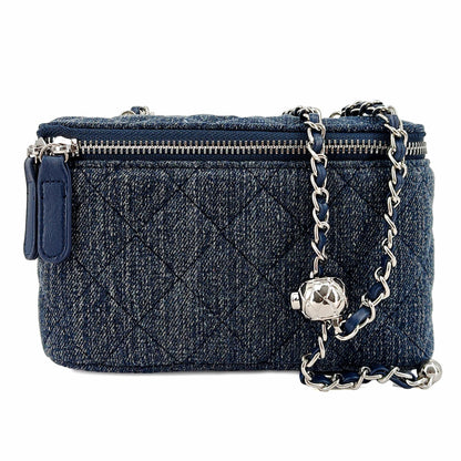 M-ioi-M Quilted Denim Crossbody Bag for Women, Retro Textured Small Jean Purse with Adjustable Silver Chain Strap, Casual Boxy Pouch Shoulder Handbag, Classic Designer Vanity Case Purse (Slub Indigo)