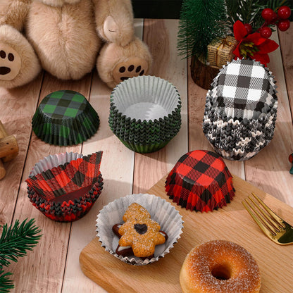 Whaline 600Pcs Christmas Cupcake Liners Buffalo Plaids Cupcake Wrappers Red Green Black Checked Xmas Muffin Liners Holiday Paper Cake Baking Cups for Christmas Party Home Kitchen Supplies