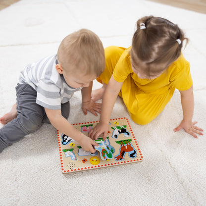 Melissa & Doug Farm Animals Sound Puzzle – 8-Piece Wooden Peg Puzzle with Light-Activated Sounds, Music Learning Toy for Toddlers and Preschoolers Ages 2+