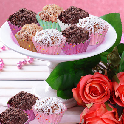 Funtery 600 Count Icing Design Mini Cupcake Liner Baking Cups Paper Small Candy Cups Making Supplies Baking Cupcake Liner Holiday Muffin Chocolate Making Wrappers Supplies Candy Paper(Colorful)