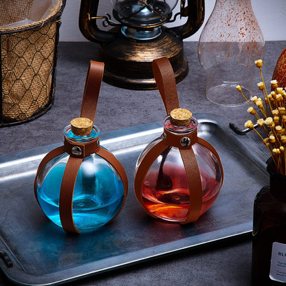 Patelai 2 Pcs Halloween Glass Potion Bottles with Belt Cork Renaissance Witch Costume Accessories Witch Props Potion Bottle for Halloween Party Decor Cosplay DIY Crafts Gift (Brown)