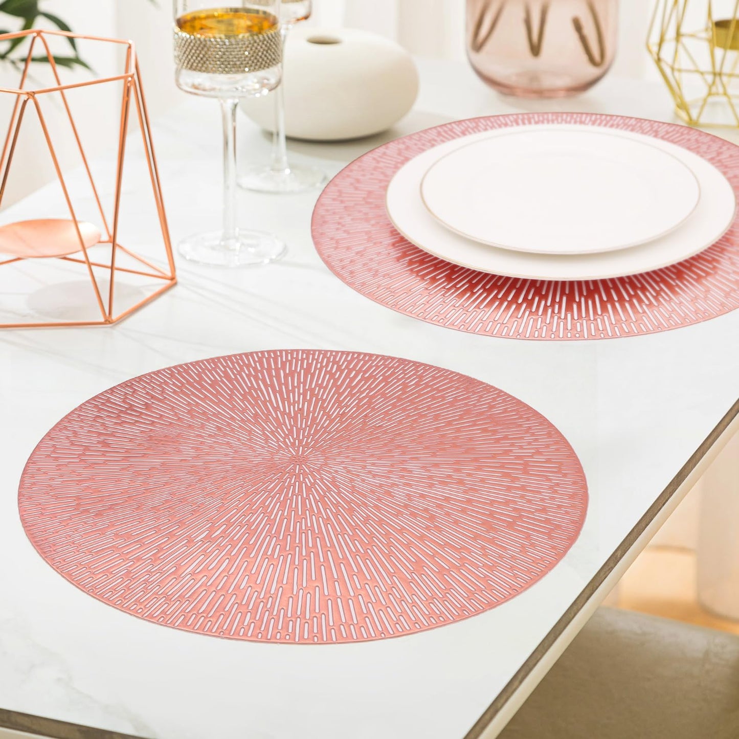 Round Placemats Rose Gold Placemats Set of 6 Metallic Vinyl Place Mats Non Slip Tablemats Table Setting Kitchen Table Mats for Dining Table Holiday Wedding Decorative