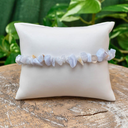 Down To Earth Blue Lace Agate Gemstone Stretch Bracelet Small Crystal Healing Bracelet (Blue Lace Agate)