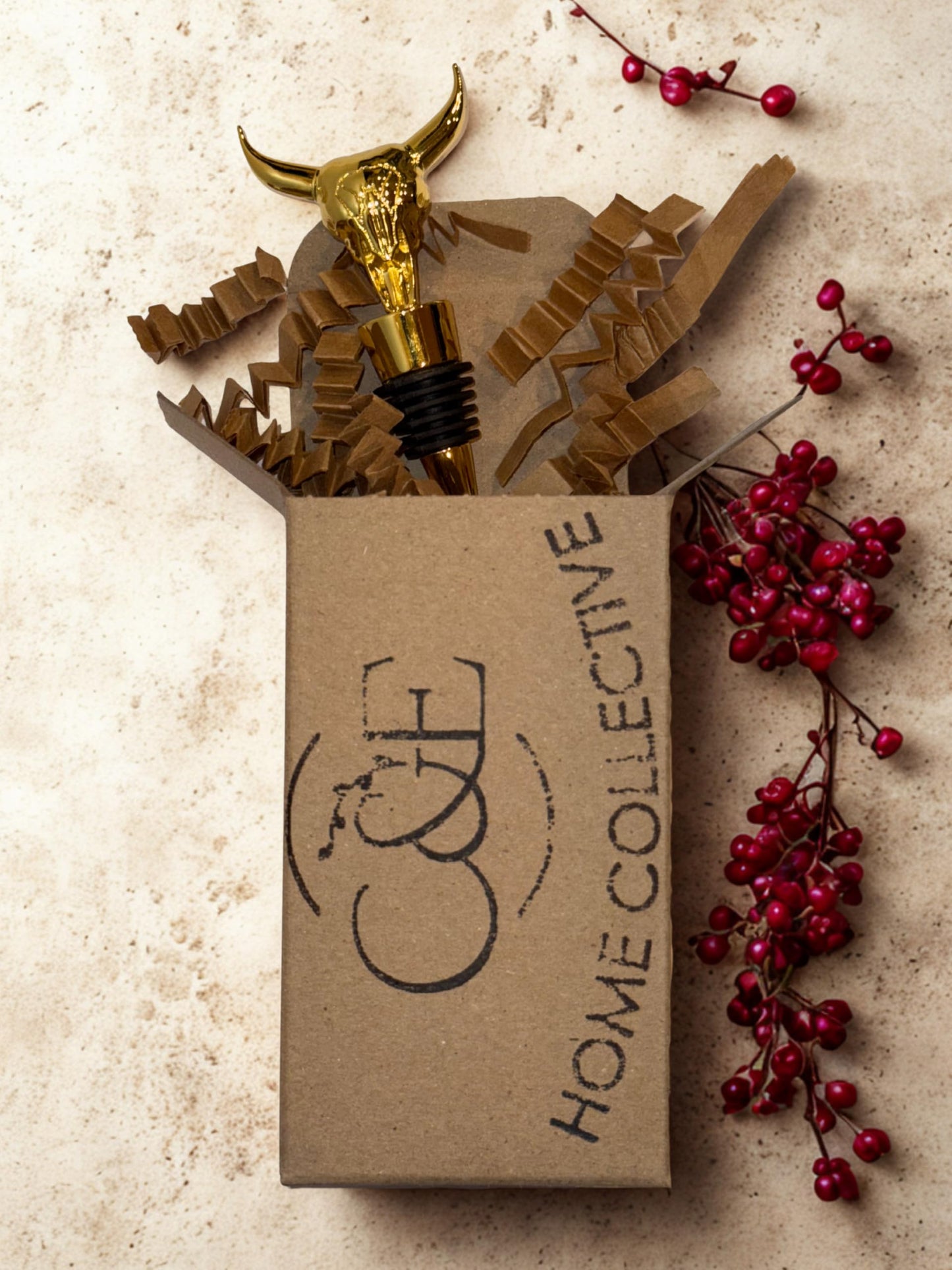 Rustic Western Cow Skull Wine Bottle Stopper, Gold Finish – Decorative Cowboy Bar Accessory & Wine Preservation Gift - C&E HOME COLLECTIVE
