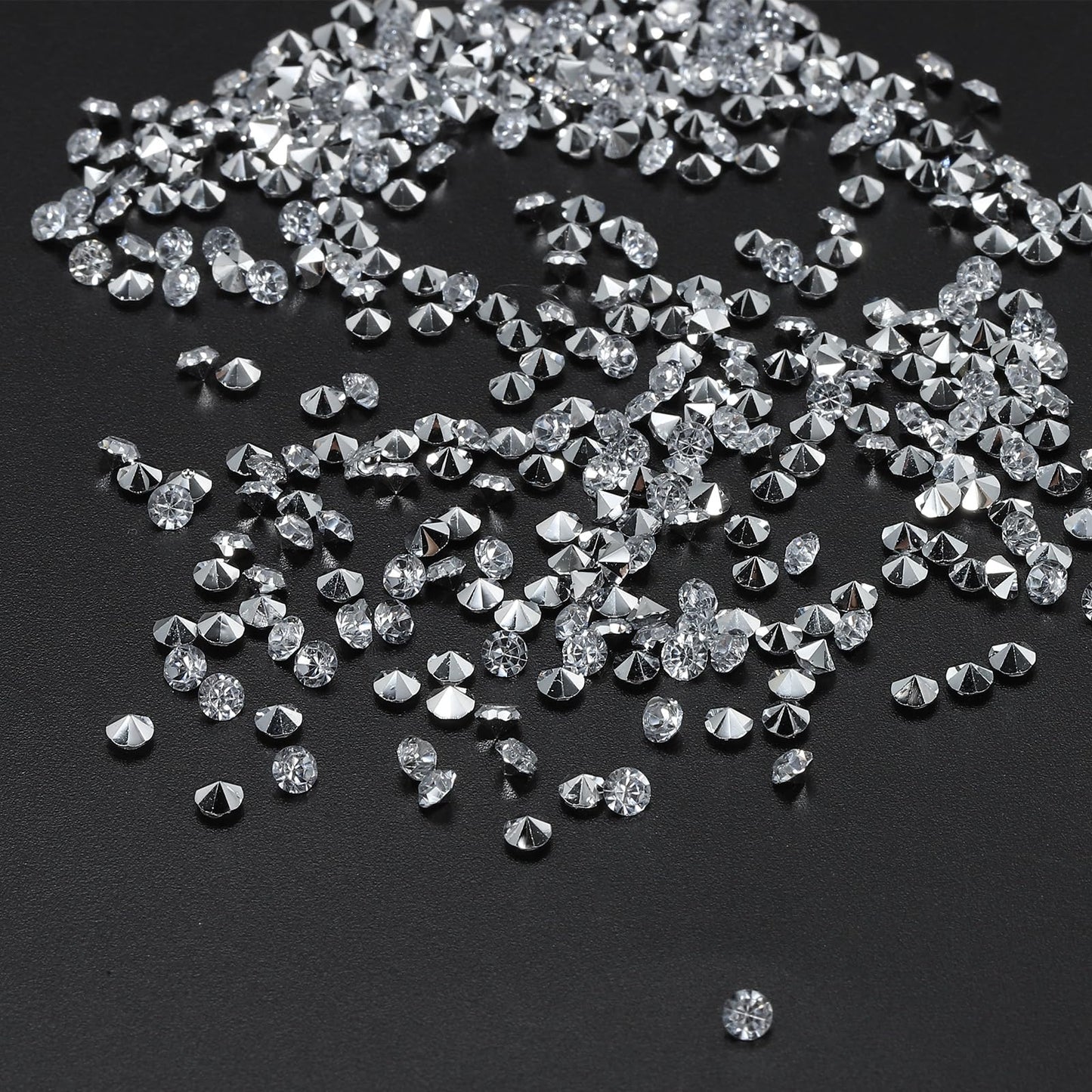 M METERXITY 10000 Pack Clear Acrylic Diamonds Vase Filler Wedding Table Scatter Crystals Diamonds Fake Confetti Gems Apply to Party/Wedding/Decoration (3mm Silver, Clear)