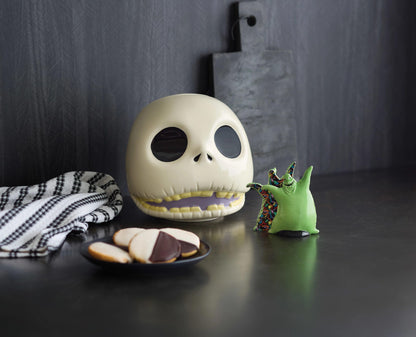 Enesco Disney Ceramics the Nightmare Before Christmas Jack Skellington Sculpted Cookie Jar, 7 Inch, Multicolor