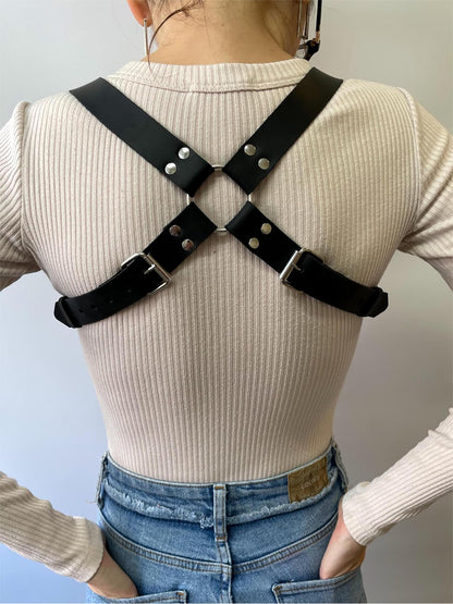WARANDOD Adjustable Faux Leather Shoulder Belt Harness with Alloy Clips, Punk Gothic Suspender Style Fashion Accessory for Men Women(Back width 21.3–29.1 in)