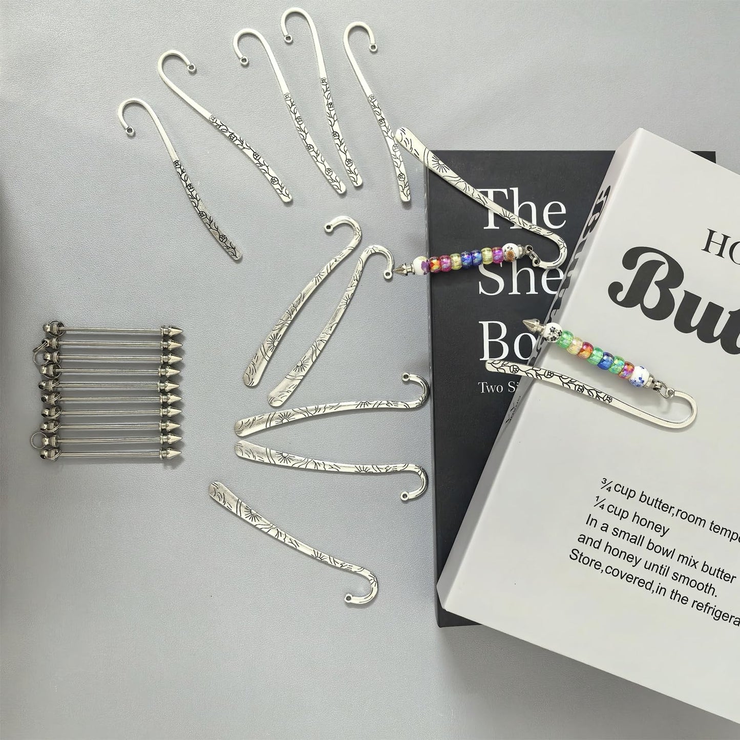 12 Pcs Beadable Bookmarks DIY Metal Blank Bar Bookmark for Beads Metal Bookmark Hairpin Hook Carved Antique Vintage Bookmarks Gift for Book Lovers Student Teacher Office Supplies (Silver)