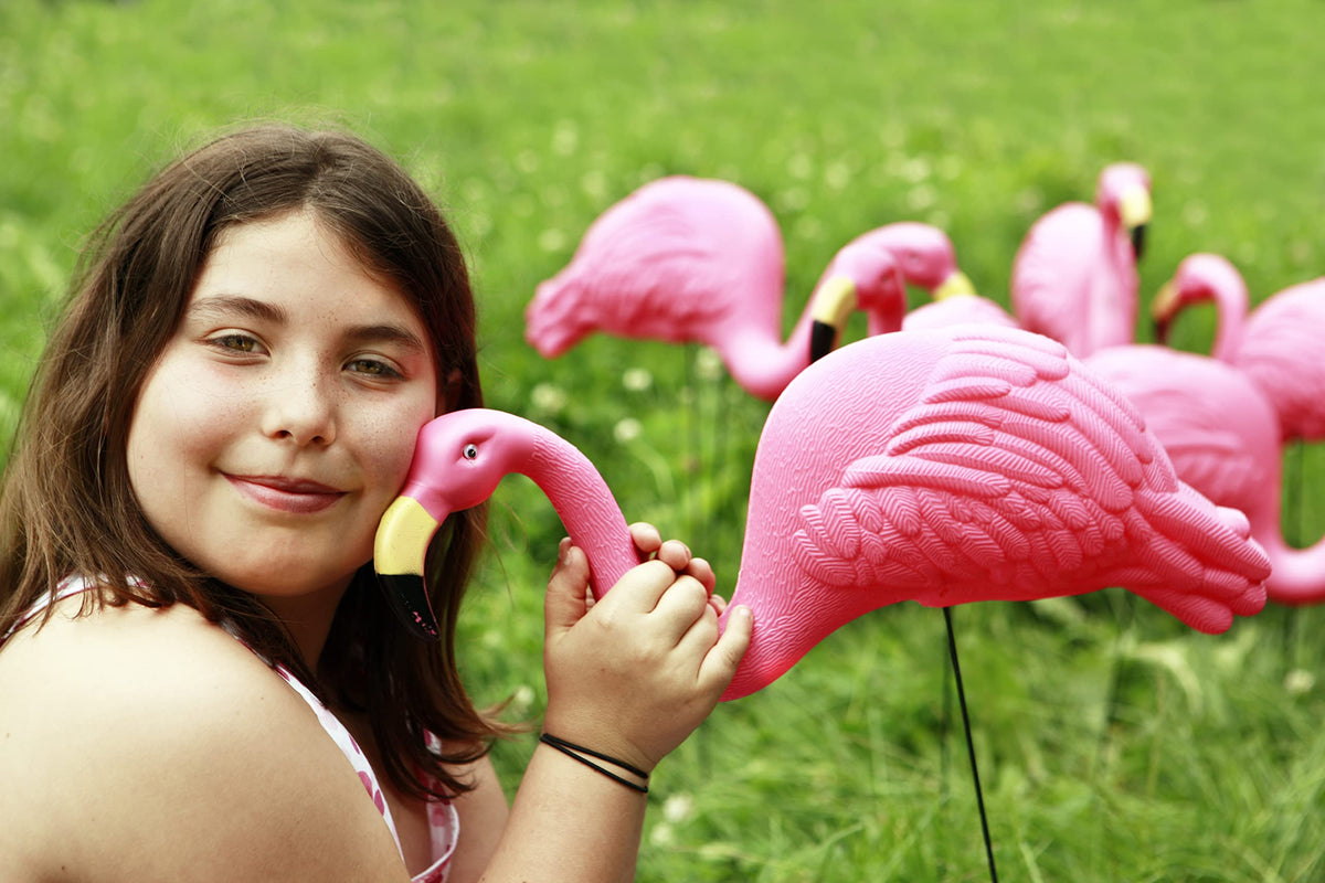 GiftExpress Pink Flamingos Yard Decorations - 4 Pack Extra Large 24" Tall Plastic Flamingo Statue w/Metal Stakes - Lawn Ornaments & Garden Decor for Outdoor Parties