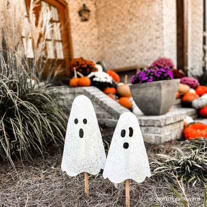 Mud Pie Halloween Metal Ghost Yard Signs, 24", 20",White