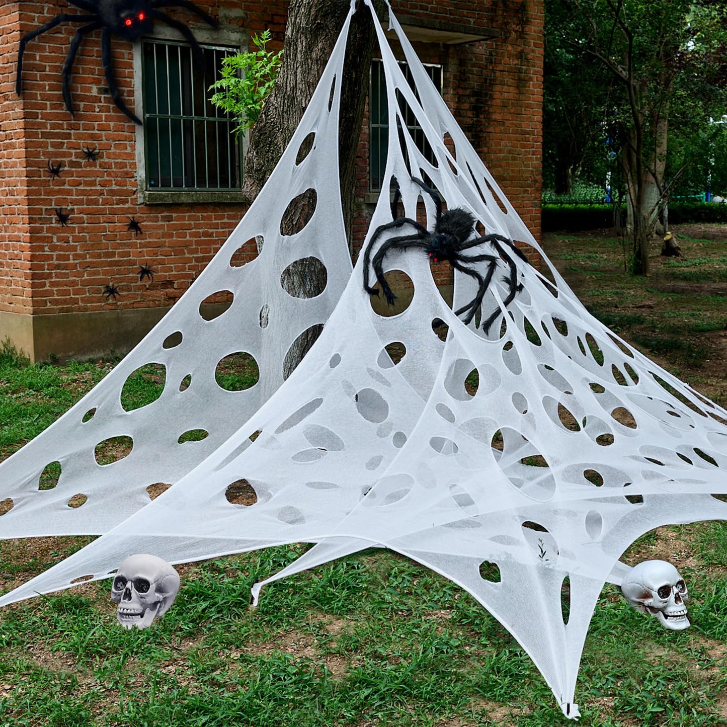 ComfyKit 820 Sqft Halloween Giant Spider Web Decorations Outdoor,Stretchy Beef Netting,Cut-Your-Own Beef Cloth Spider Web for Halloween Indoor Outdoor Decor