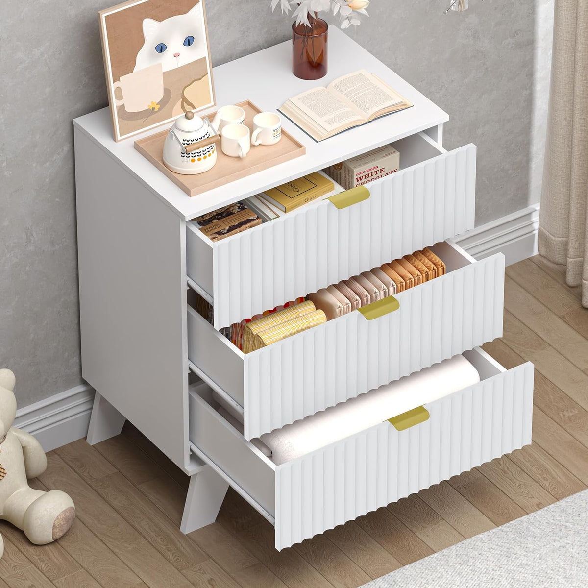 Fluted 3 Drawer Dresser, 30.3" Tall Compact Modern Boho Chest of Drawers, Wooden Storage Cabinet for Bedroom, Living Room, Entryway, Curved Profile Design