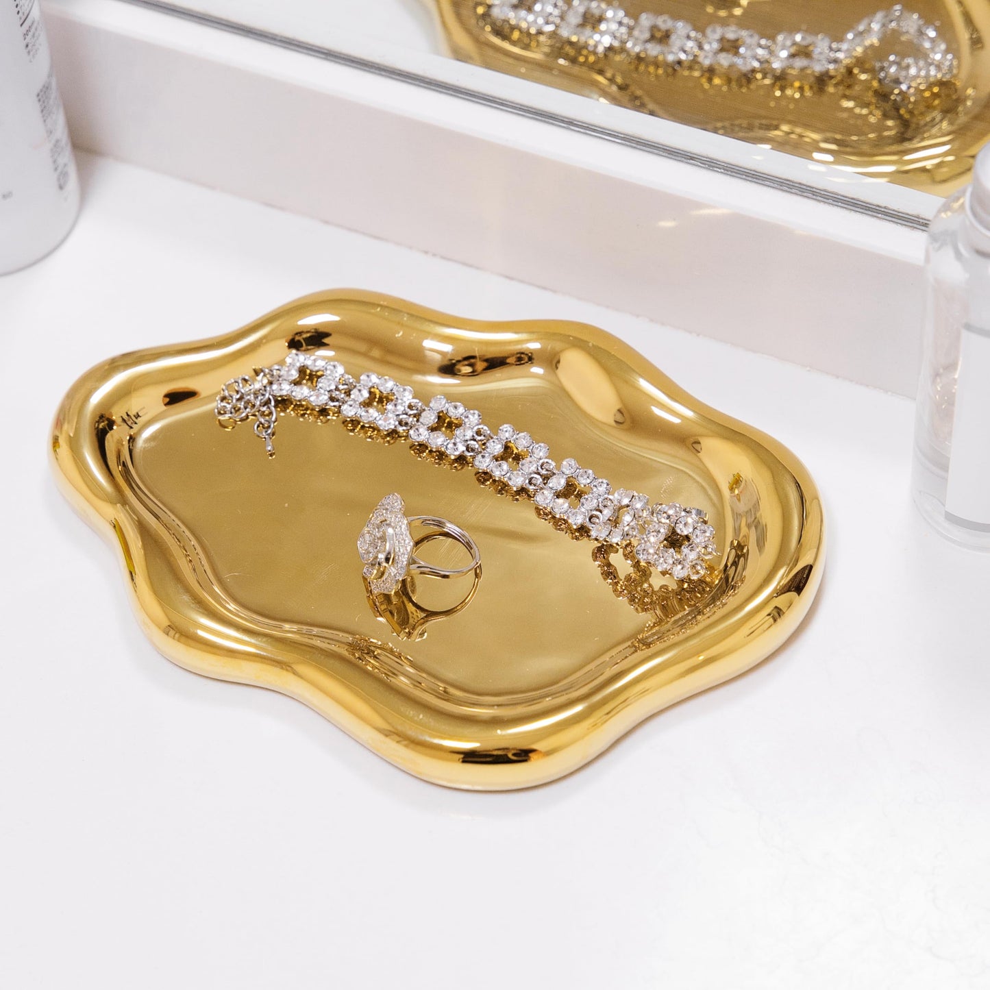Lynagert Cloud Trinket Dish, Chubby Jewelry Tray, Ceramic Jewelry Ring Trinket Dish for Rings Earrings Necklace Organizer, Mother's Day Thanksgiving Christmas Birthday Bridesmaid Gifts (Golden)