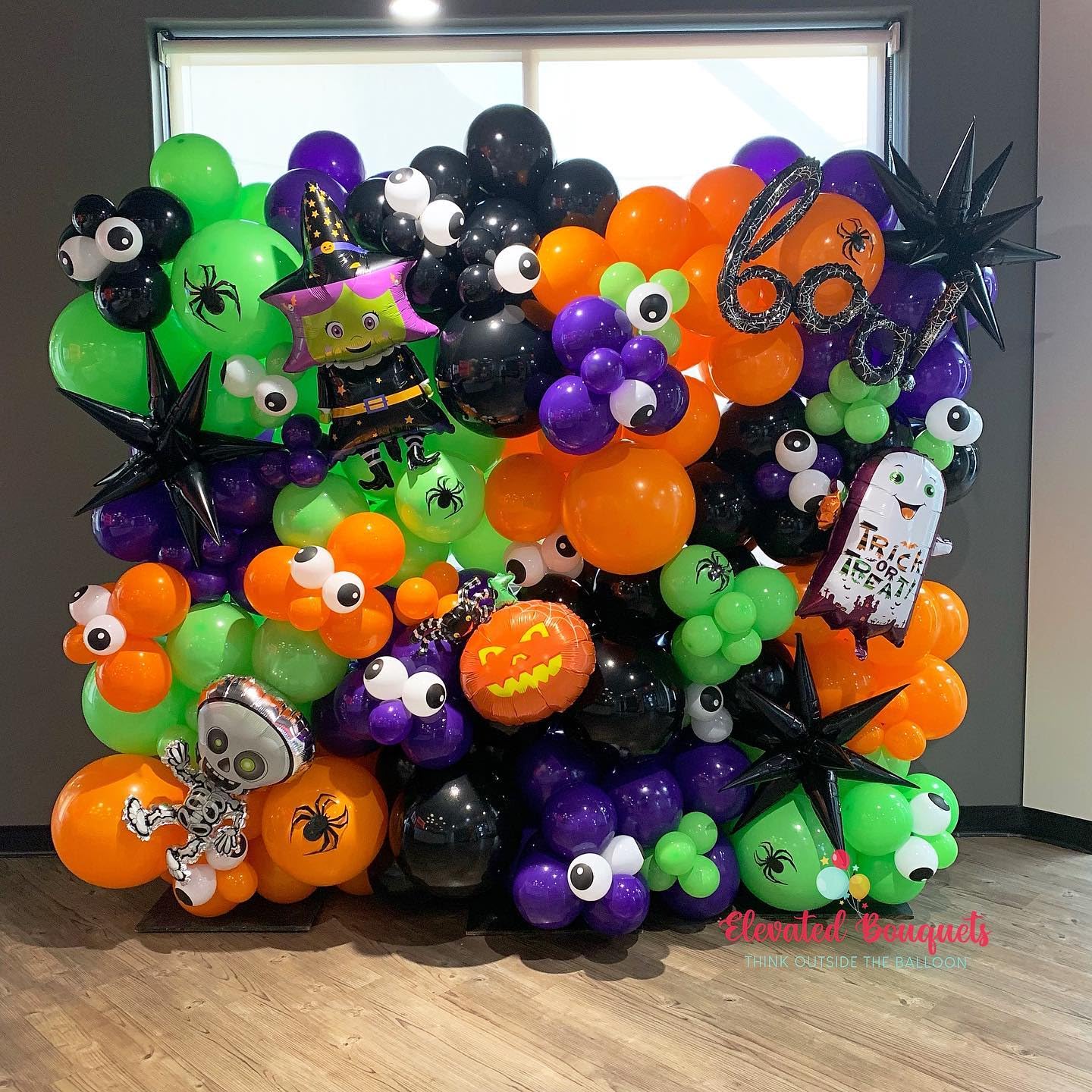 Halloween Balloon Arch Garland Kit, Purple and Black Balloons with 3D Bat Stickers, Big DIY Spider Balloon, Ghost Skull Foil Balloons Green Orange Balloon for Halloween Party Decorations Supplies