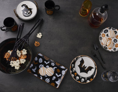 Oneida Coffee Mugs, Vintro Halloween Trick or Trick 10 Oz Mugs Set of 4, Porcelain, Spooky Drinkware Set, Dishwasher Safe, Microwave Safe, Halloween Decor Indoor, Pumpkin Decor (Orange/Black, 4 Piece)