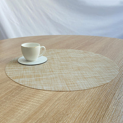 LivebyCare Round Placemats Set of 4 Woven Table Mats Washable Non-Slip Place Mats 13.8 Inch for Christmas Decoration Home Wedding Party,Beige