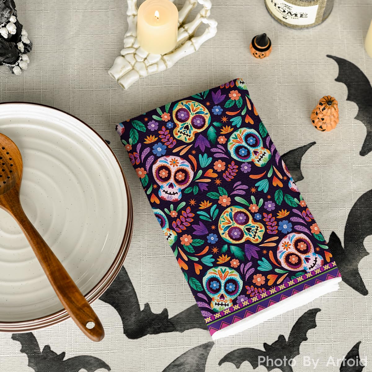 Artoid Mode Sugar Skull Day of The Dead Kitchen Towels Dish Towels, 18x26 Inch Daisy Flower Mexican Decor Hand Towels Set of 2