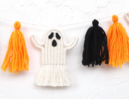 Halloween Ghosts Garland - Macrame Halloween Decor, Halloween Party Decor, Halloween Ghosts Hanging Decorations, Halloween Ghosts Tassel Banner Decor
