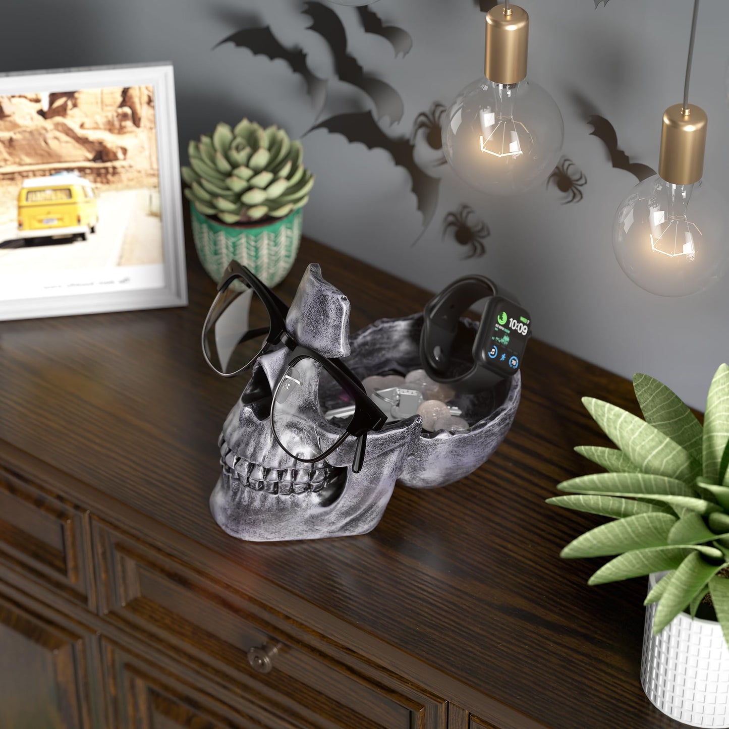 READAEER Skull Glasses Stand Holder, Creative Eyeglasses Holder, Sunglasses Spectacle Display Rack, Key Holder Resin Sculptures for Entryway, Home, Office, Desk, Nightstand (Silver)