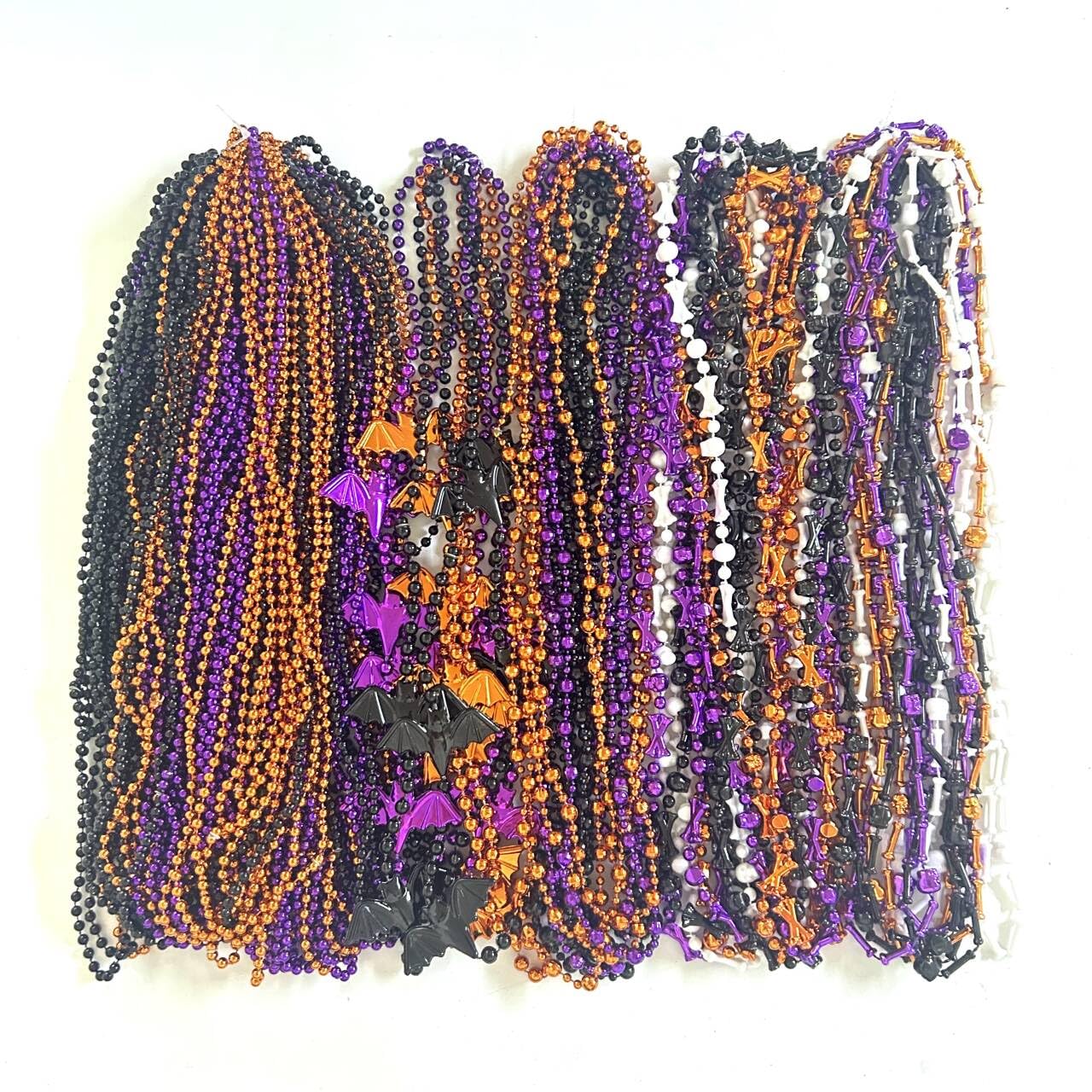 YSPPF 102 Pcs with 5 Styles Halloween Themed Set Beads Necklaces Orange Black Purple White Halloween Pirate Festival Bead Necklaces Party Supplies