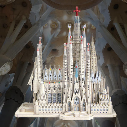 Piececool 3D Metal Puzzles for Adults and Teens, La Sagrada Família Metal Model Kit, Hobby DIY Crafts for Adult Challenge Spanish Cathedral Brain Teaser Architecture Building Kit, 450 Pcs