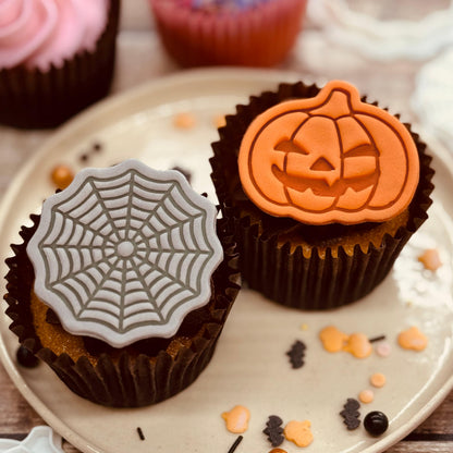 BAKERLOGY Trick-or-Treat Mini Cookie Cutter & Stamp Set (Jack-o’-Lantern Pumpkin & Spiderweb Designs) – Cute Halloween Fondant Embossing Stamp Cutters for Spooky Baking, Cupcake Toppers & Party Treats