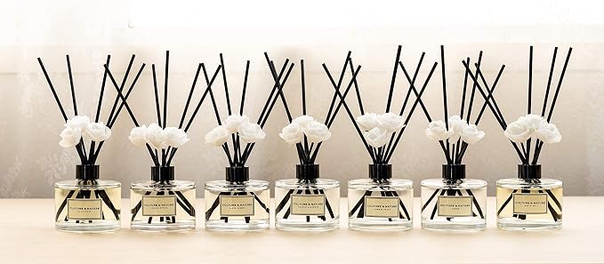 CULTURE & NATURE Reed Diffuser Set 6.7oz (200ml) Mixed Berry Scented Diffuser with Sticks Home Fragrance Reed Diffuser for Bathroom Shelf Decor