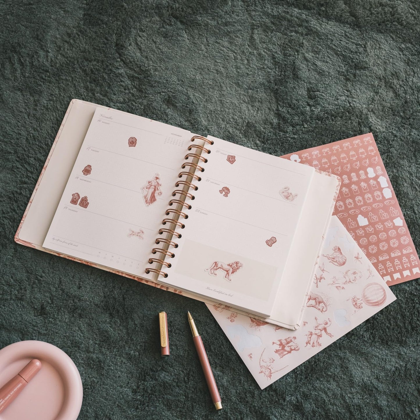 KOKONOTE Planner 2026-2027 Versailles - Planner for Women 17 Month (Aug 26/ Dec 27) | Weekly & Monthly Academic Planner 2026-2027 | 6.4" x 7.9" | Hardcover Agenda 2026 | Thick paper 120 g/m²