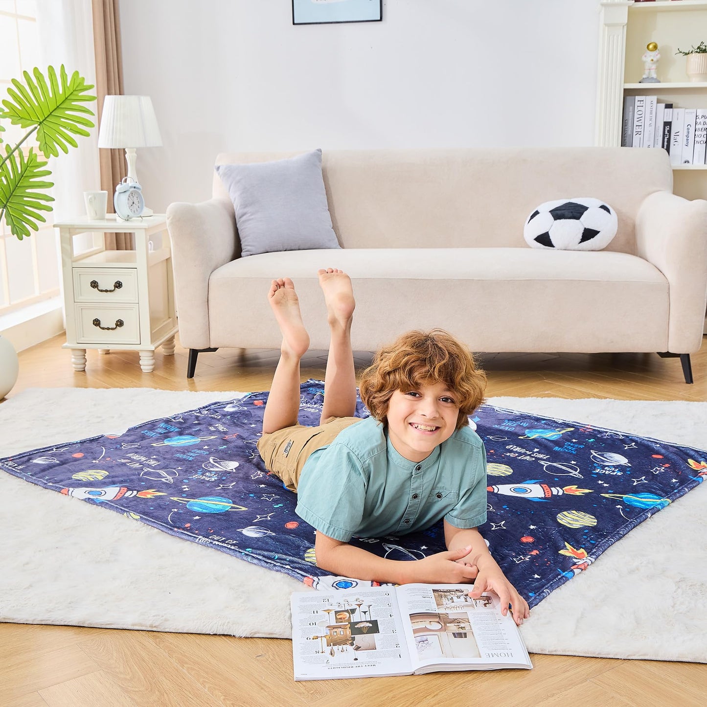 Wajade Toddler Fleece Space Blanket for Boys Kids 3D Rocket Planets Soft Throw Blanket Birthday Christmas Halloween Space Decor for Children 50"x60"