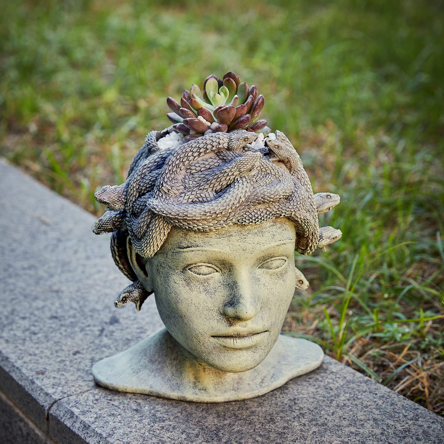 Medusa Head Planter Large Stone Face Planter Pot Garden Statue Outdoor Flower Pot Waterproof Sculpture Greek Mythology Garden Decor Handmade Art Sculpture Unique Gift for Patio Yard Lawn Home Decor