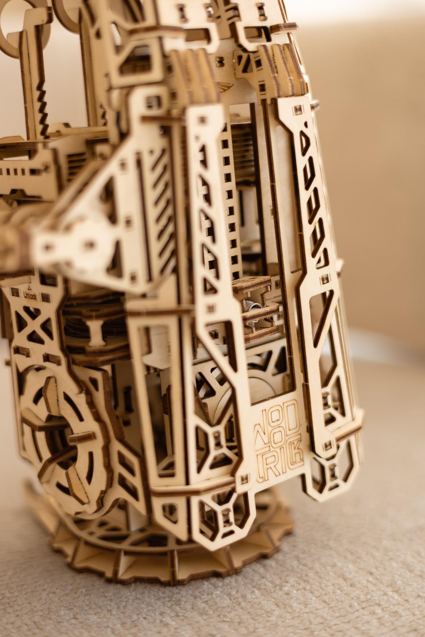 Wood Trick Cyber Robotic Hand 3D Wooden Puzzles for Adults to Build - Wooden Models Engineering DIY Project Mechanical 3D Puzzles Model Kits for Adults