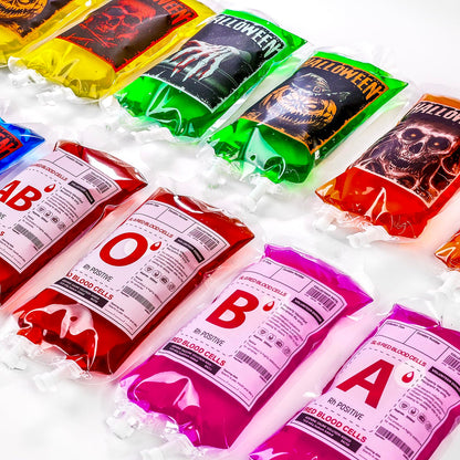 MGparty 48 Packs Halloween Blood Bags for Drink Halloween Party Decoration Drink Pouches Juice Containers for Zombie Vampire Theme Party Props (48pcs Bags, 48 Clips, 3 Syringes)