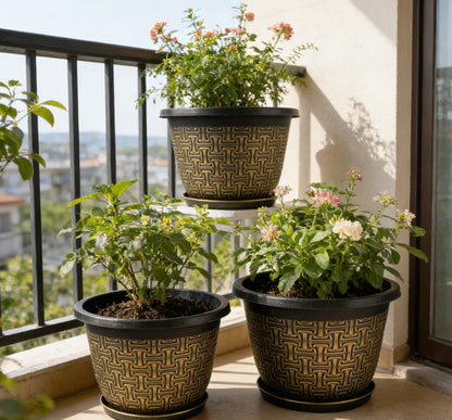 Nooulap 10 Inch 4 Pack Flower Pots for Outdoor, Plant Pots Outdoor with Drainage Holes and Trays, Retro Antique Imitation Plastic Garden Pots for Planter Indoor (Gold)