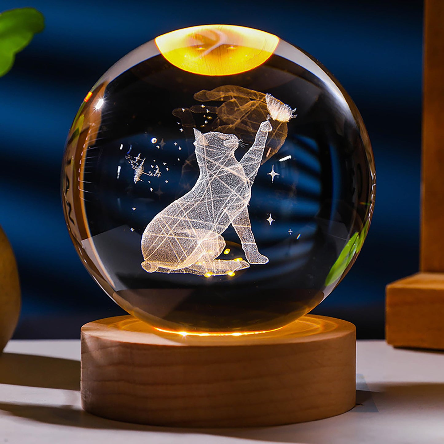 3D Cat Crystals Ball - Glass Cat Figurines & Decor for Room, Birthday or Keepsake