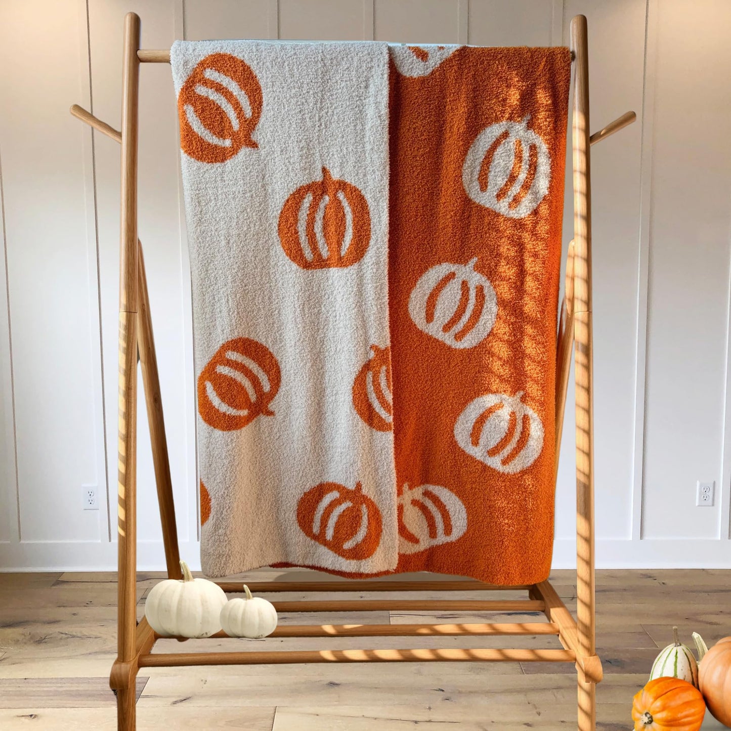 Large 58"x75" Pumpkin Throw Blanket Microfiber Super Soft Fluffy Fuzzy Plush Fall Halloween Reversible Blanket Baby Kids Adults | Modern Pumpkin Print | Adults