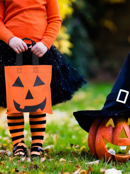 Boao 24 Pieces Halloween Lantern Pumpkin Tote Bags Non Woven Candy Bags for Halloween Party(7.9 x 7.9 Inch)