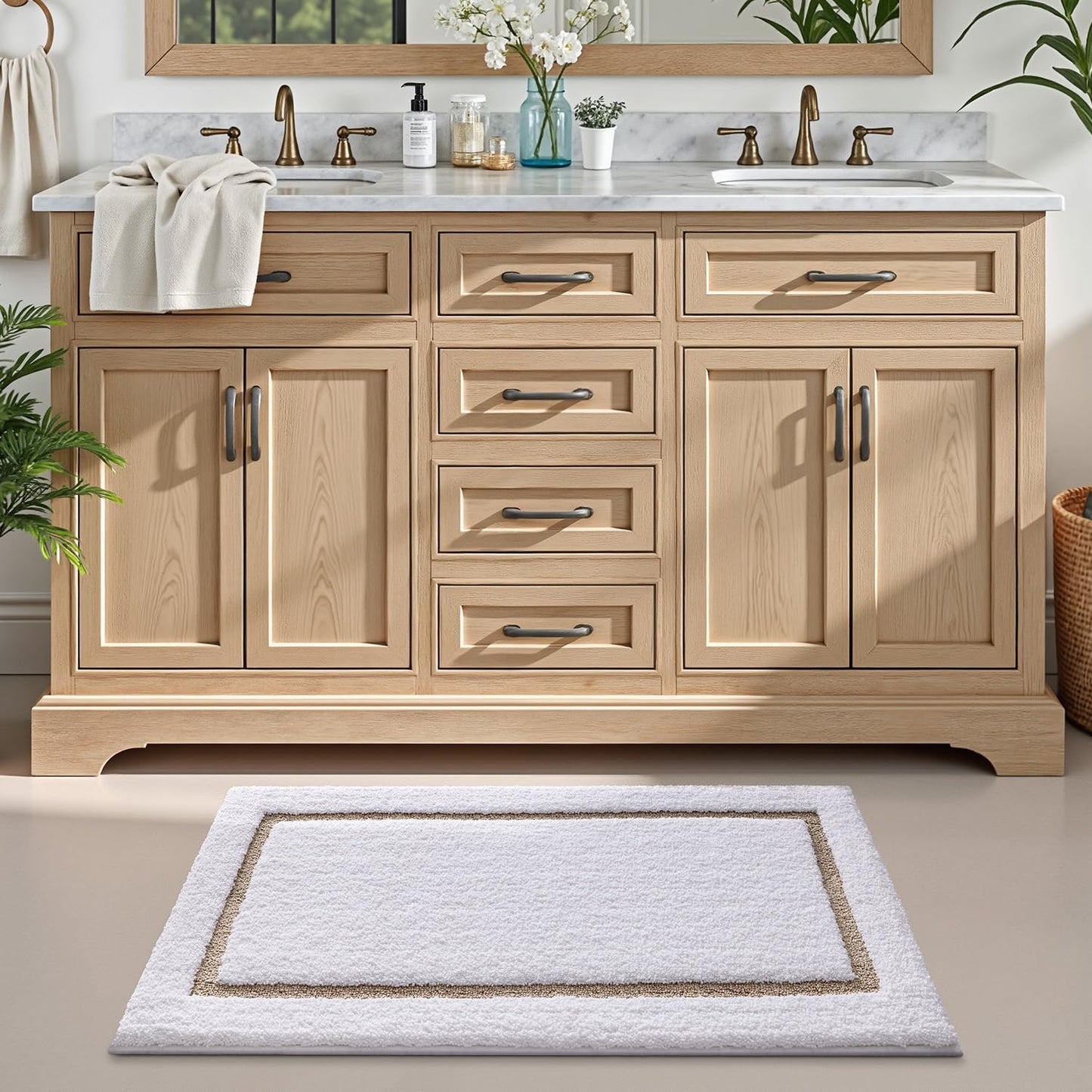 LUMI White Bathroom Rugs, Soft Absorbent Microfiber Bath Mat, Non Slip Washable Bath Rug, Quick Dry Plush Bath Mats for Bathroom for Shower, Bathtub, Floor, White and Beige, 24x36