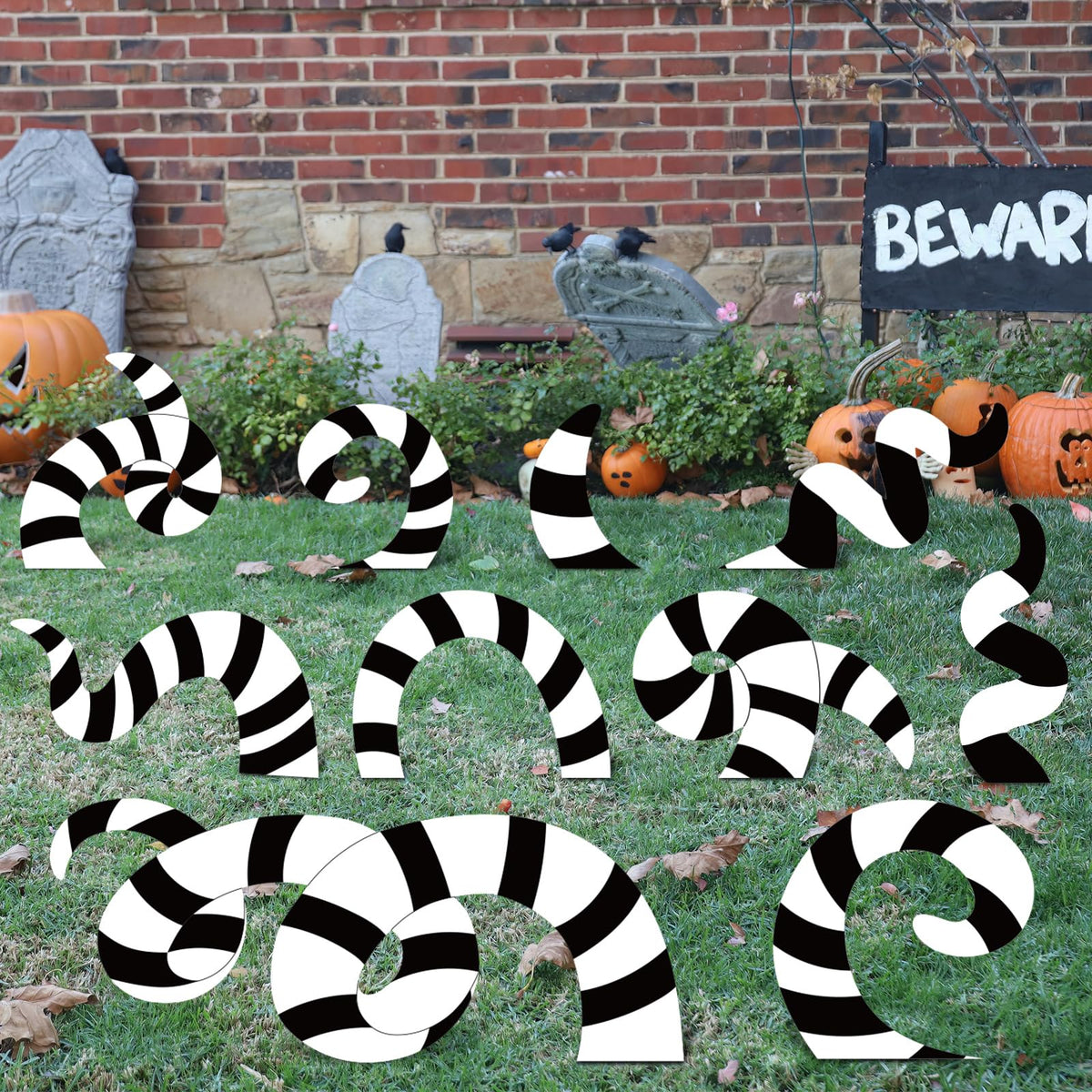 JarThenaAMCS 10Pcs Halloween Sandworm Decorations Halloween Yard Stakes Black White Striped Sandworm Lawn Signs for Home Party Outdoor Garden Patio Decoration