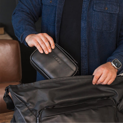 CASE ELEGANCE Klaro Travel Leather Cigar Case, 5 Cigar Storage, 2 Accessory Pockets, Humidification Pocket, Internal Hard-Shell Protection - Black
