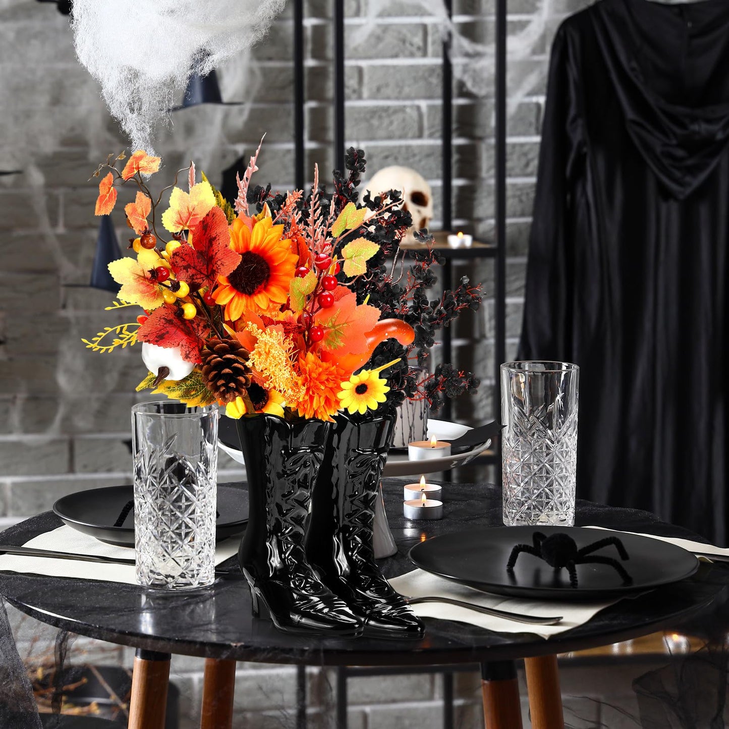 Ninehaoou 1 Pairs Halloween Flower Vase 7.1 Inch Witch Boot Vase Black Ceramic Gothic Planter Halloween Table Centerpieces for Indoor Outdoor Home Office Decor