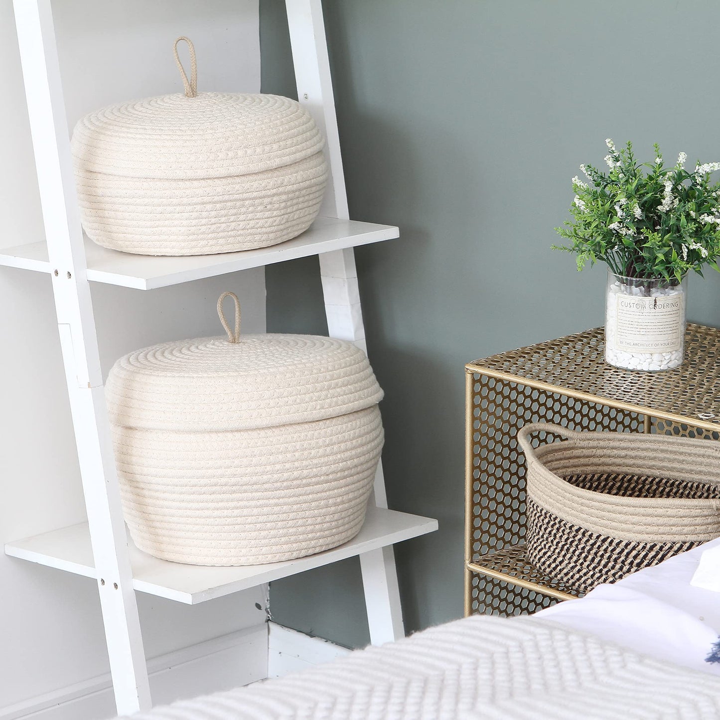 Sea Team Round Cotton Rope Storage Basket with Lid, Decorative Woven Storage Bin, Pot, Caddy, Organizer, Container for Snacks, Towels, Plants, 13 x 5.5 Inches (Large, Shallow, Cream)