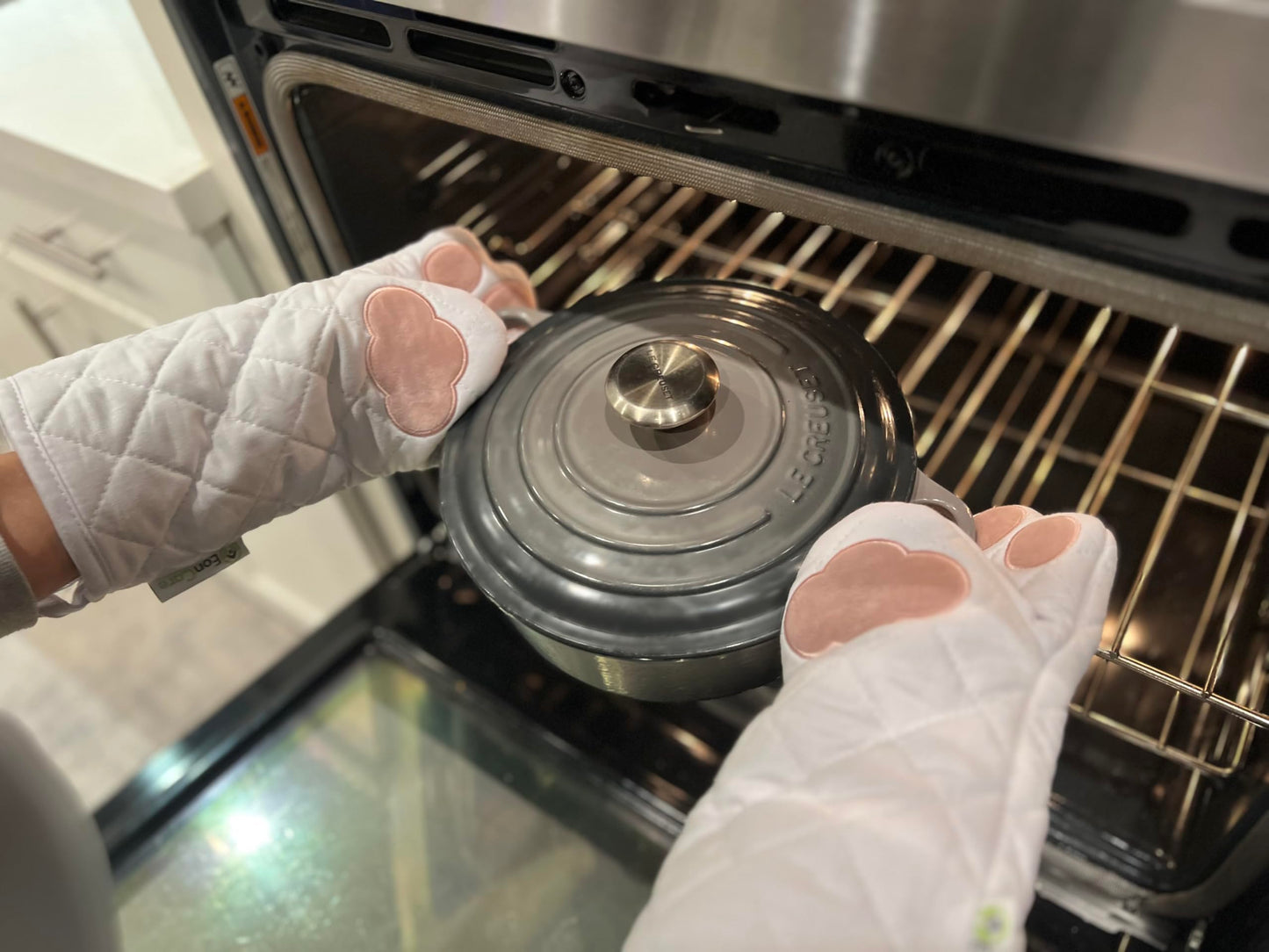 EonCare Cat Paw Oven Mitts, Thick, and Heat Resistant (White, Set of 2)