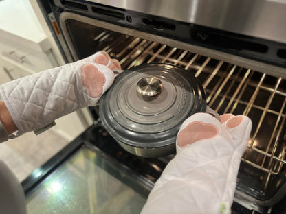 EonCare Cat Paw Oven Mitts, Thick, and Heat Resistant (White, Set of 2)