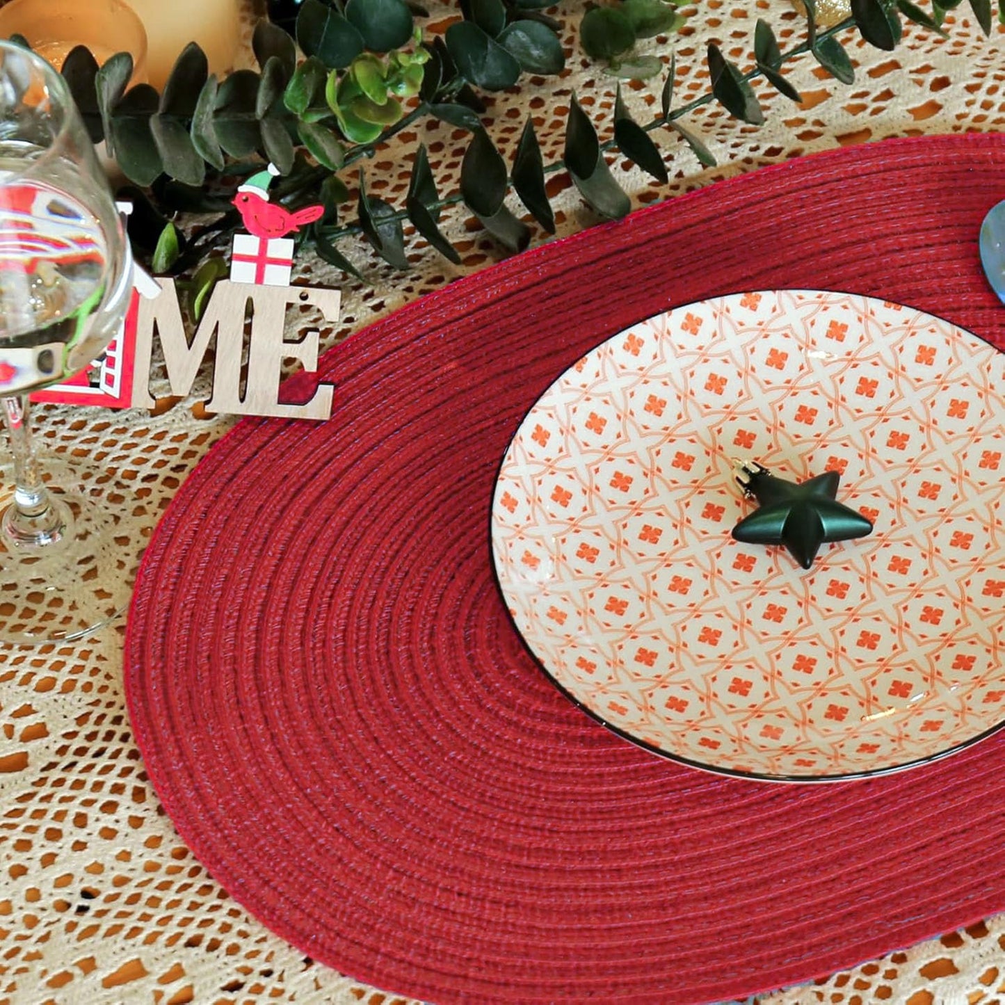 Noctiflorous Woven Oval Braided Placemats Set of 4-12 x 17.5 Inch Washable Non-Slip Heat Resistant Table Mats for Kitchen and Dining（Red, 4）