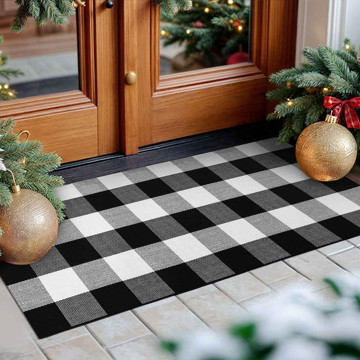 KOZYFLY Buffalo Plaid Area Rugs 2x4.3 Ft Black and White Checkered Rug Washable Front Door Mat Hand Woven Cotton Outdoor Rug Small Rug for Front Porch Kitchen Entryway Patio Bathroom