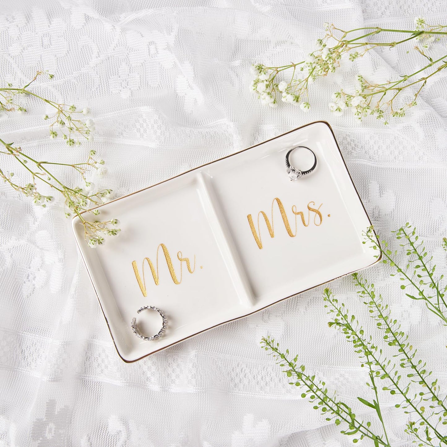Spegiffu Mr. & Mrs. Ring Dish Engagement Wedding Ring Holder Gift for Future Mrs. / Newlywed - Her Engagement Wedding Gifts for Newly Engaged Couples Bridal Shower Gifts for Bride to be