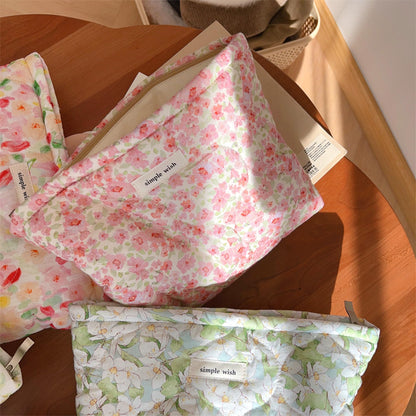Sminra Floral Makeup Bag Large Travel Cotton Quilted Cosmetic Makeup Bag Organizer, Cute Coquette Aesthetic Zipper Portable Pouch Purse Toiletry Bag accessories