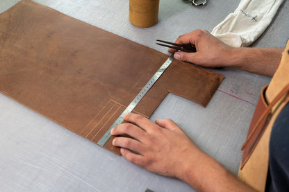 Wanderings 12" x 24" Genuine Leather Sheet + 36" Leather Cord – Premium Full Grain Vegetable Tanned Tooling Leather for Crafting Wallets, Jewelry, Straps, Earrings, Covers & DIY Projects