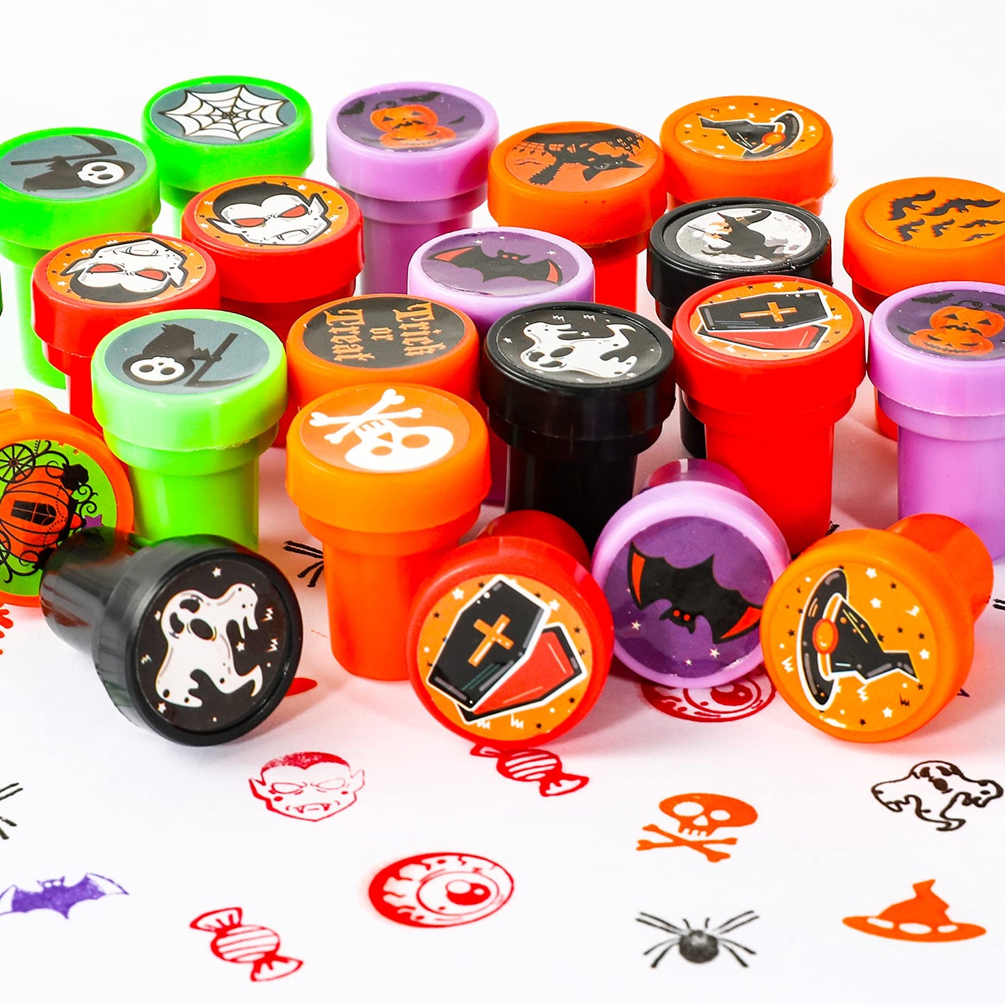 Max Fun 192pcs Halloween Party Favors Toys Stamps Halloween Stickers for Kids Halloween Party Supplies, Goodies Bags, Classroom Game Reward Prizes(Halloween)
